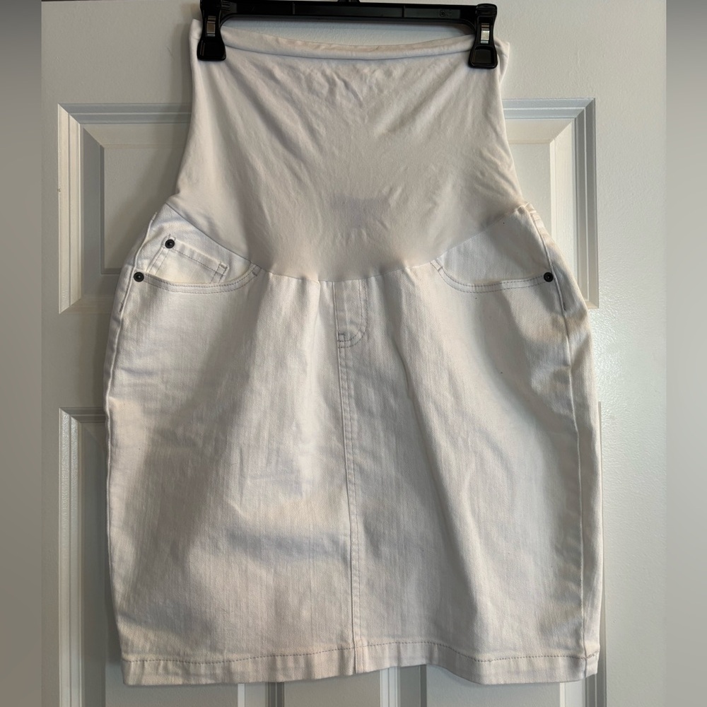 Pea in the Pod Maternity White Jean Skirt, size Large - Picture 2 of 10